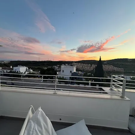 New 3-bedroom With Panoramic Views Pool Gym & Parking In Habitat Valle *