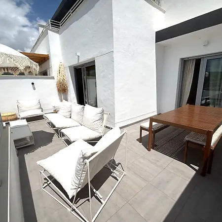 New 3-bedroom With Panoramic Views Pool Gym & Parking In Habitat Valle Lejlighed Estepona