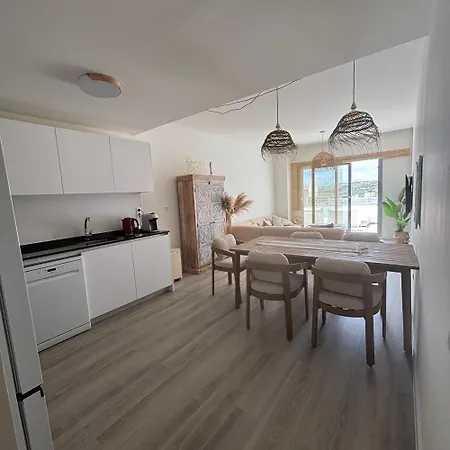 New 3-bedroom With Panoramic Views Pool Gym & Parking In Habitat Valle Lejlighed Estepona