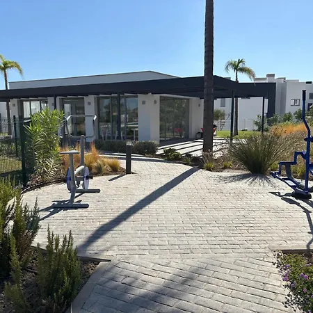 Lejlighed New 3-bedroom With Panoramic Views Pool Gym & Parking In Habitat Valle